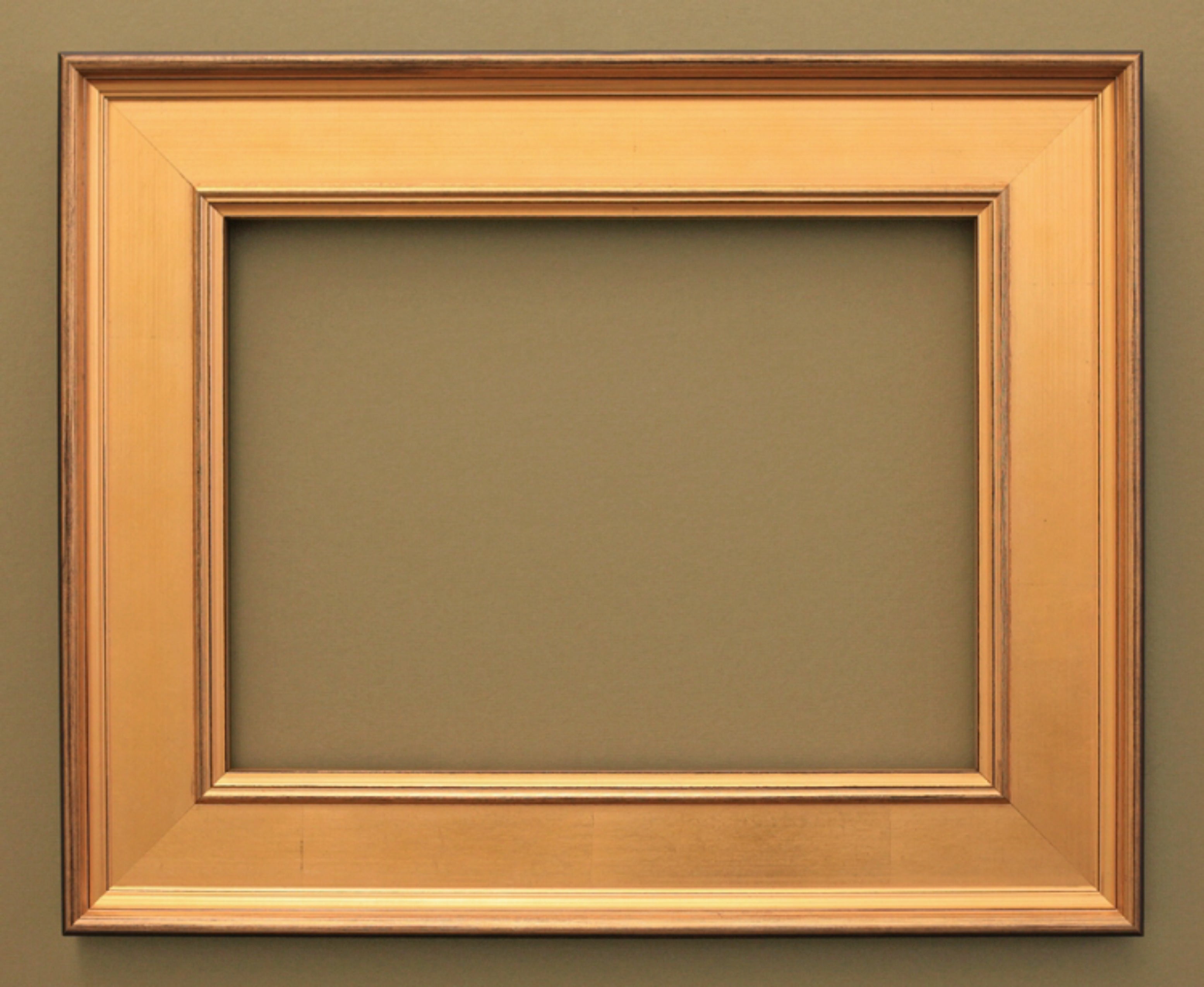 Avalon (Gold) – kingofframe.com